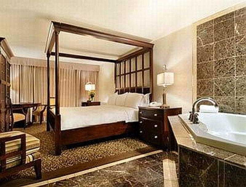 Clarion Hotel Milwaukee Airport エクステリア 写真