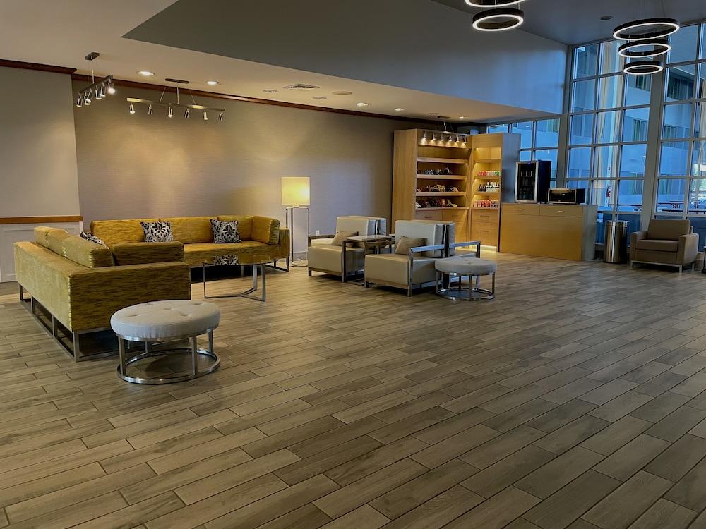 Clarion Hotel Milwaukee Airport エクステリア 写真
